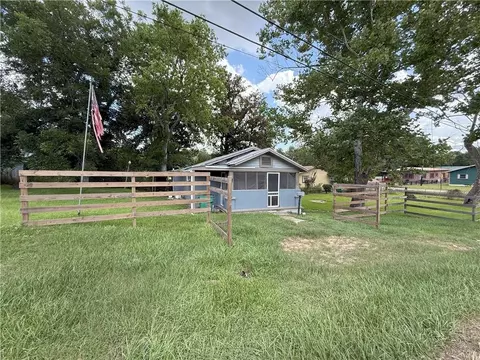 619 E 2nd St, Bogalusa, LA 70427