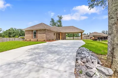 44010 Booker Ii Rd, Hammond, LA 70403