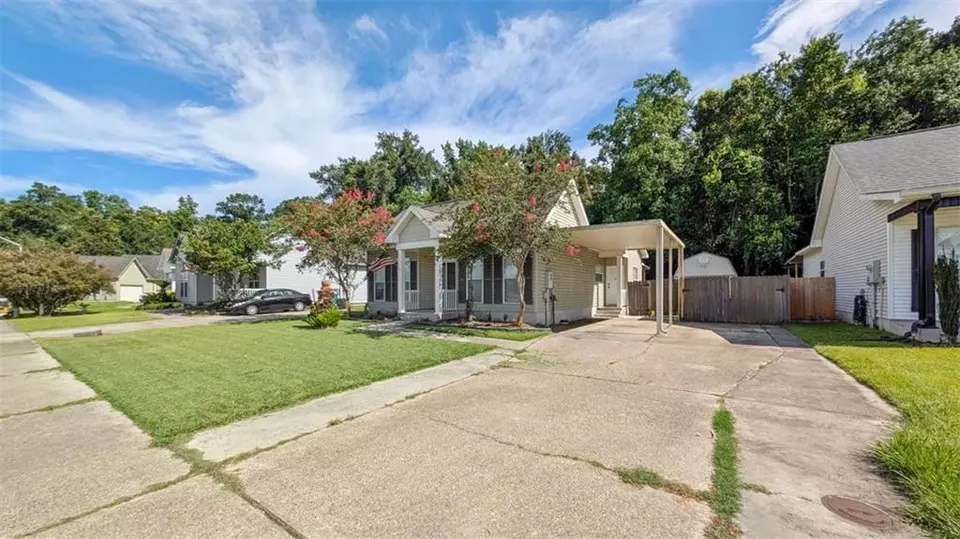 Exterior - 2735 Village Ct, Marrero, LA 70072 photo 3 of 6
