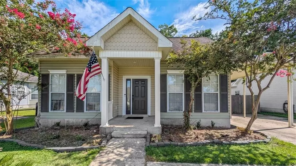 Exterior - 2735 Village Ct, Marrero, LA 70072 photo 1 of 6