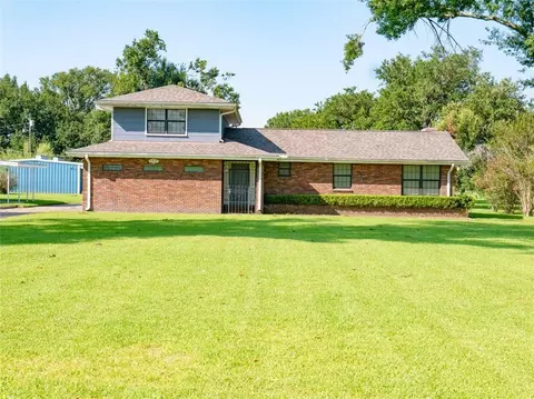 12625 River Rd, Luling, LA 70070