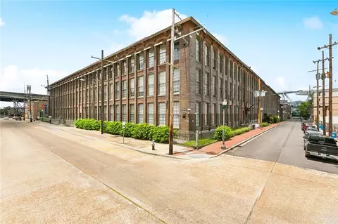 920 Poeyfarre St #326, New Orleans, LA 70130