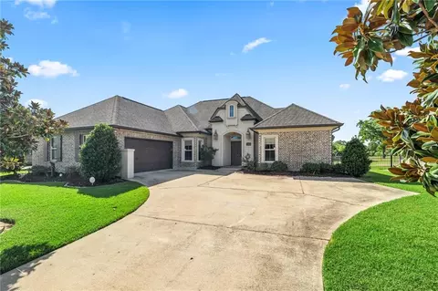 274 E Augusta Ln, Slidell, LA 70458 photo 1