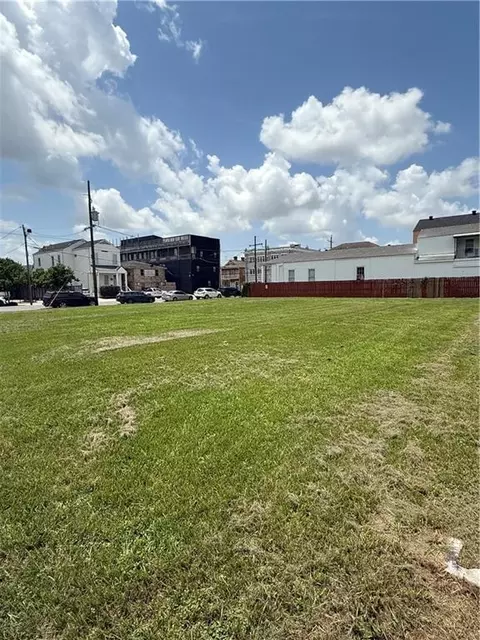 1501-15 Baronne St, New Orleans, LA 70130