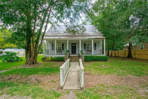 2706 College St, Slidell, LA 70458