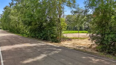 39520 Lees Landing Rd, Ponchatoula, LA 70454