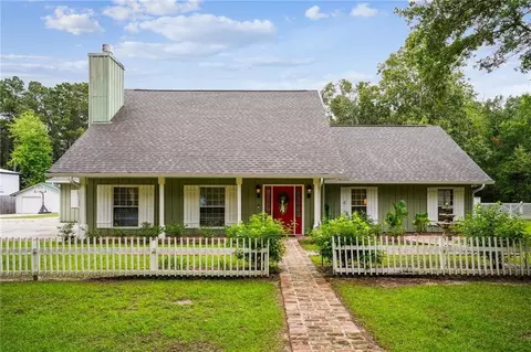 1 Rene Ct, Mandeville, LA 70471