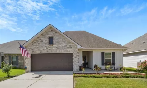 337 Craftsman Ct, Covington, LA 70433 photo 1