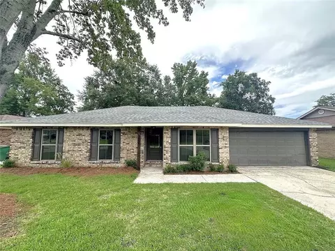 327 Thames Dr, Slidell, LA 70458 photo 1