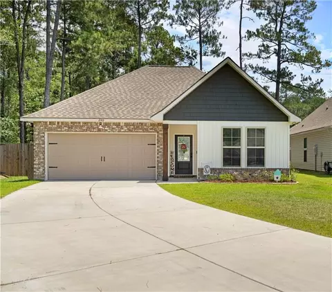 240 Covington Cottage Ln, Covington, LA 70433 photo 1