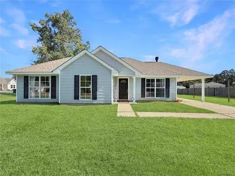 16244 Charleton Dr, Hammond, LA 70401 photo 1