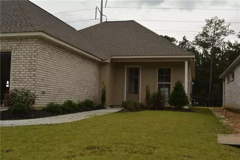 138 Cross Creek Dr, Slidell, LA 70461