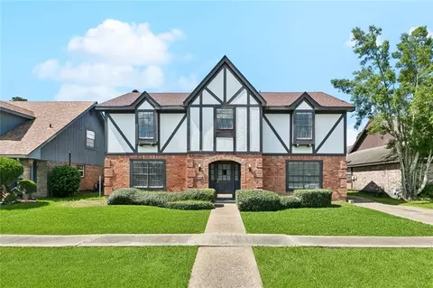 3762 Red Cypress Dr, New Orleans, LA 70131
