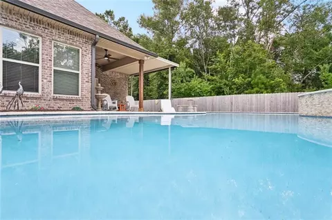 Exterior - 327 Saw Grass Loop, Covington, LA 70435 photo 6 of 15