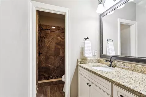 Bath - 327 Saw Grass Loop, Covington, LA 70435 photo 4 of 4