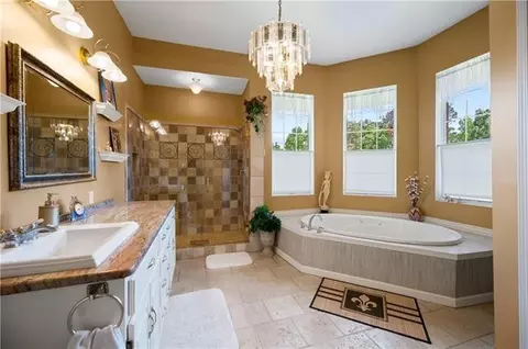 Bath - 49 Ashton Rd, Boyce, LA 71409 photo 1 of 4