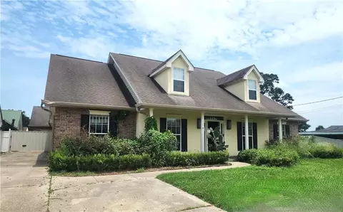 119 Theta St, Belle Chasse, LA 70037