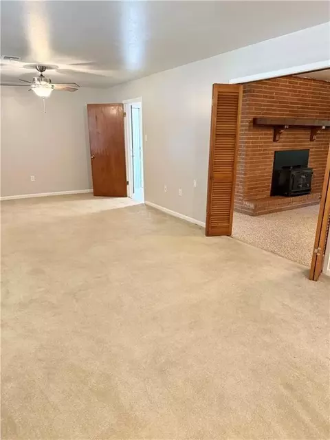 Living - 199 Tchefuncte Dr, Covington, LA 70433 photo 3 of 3
