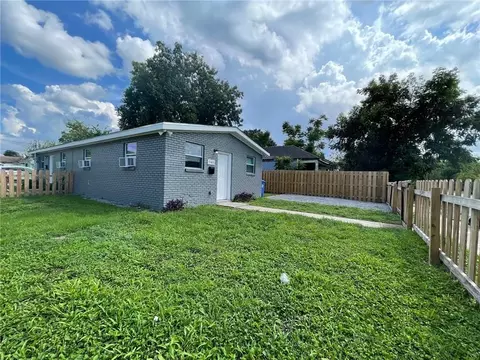 1643 Montegut St, New Orleans, LA 70117