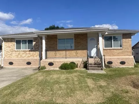 1513 Disney Dr, Metairie, LA 70003