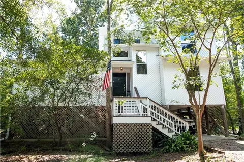 90 Zinnia Dr, Covington, LA 70433