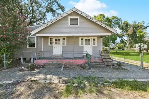 1731 Holly Grove St, New Orleans, LA 70118