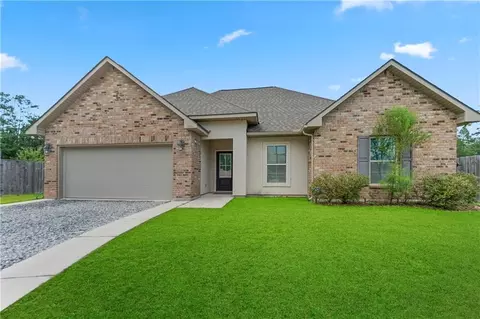 1104 E Creek Ct, Covington, LA 70435 photo 1