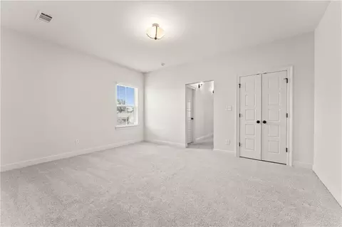 Bedroom - 1680 Continental Dr, Covington, LA 70433 photo 5 of 5