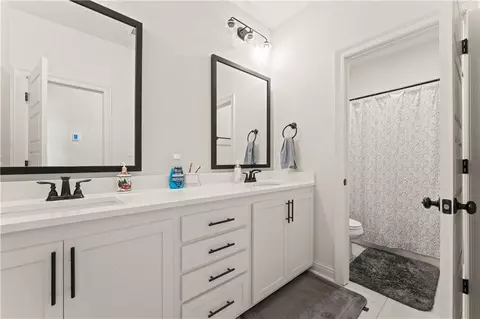 Entry Way - 1680 Continental Dr, Covington, LA 70433 photo 6 of 6