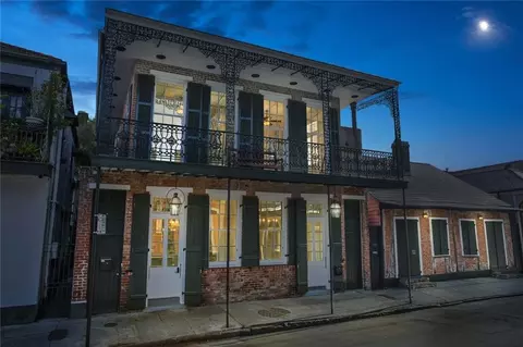 735 Dumaine St, New Orleans, LA 70116