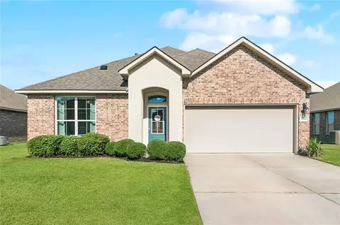 268 E Lake Dr, Slidell, LA 70461