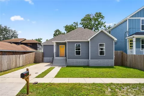 2831 Spain St, New Orleans, LA 70122
