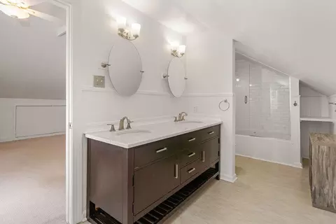 Bath - 204 W 15th Ave, Covington, LA 70433 photo 3 of 4