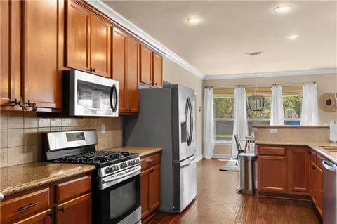 Kitchen - 346 Del Sol E, Covington, LA 70433 photo 1 of 2