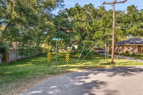 4319 Lenora St, Metairie, LA 70001