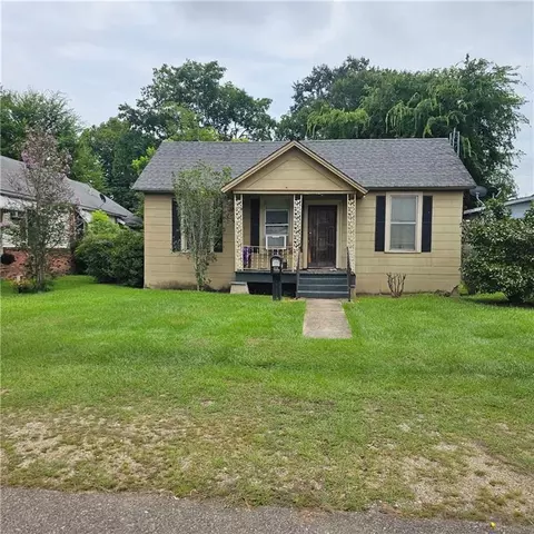 734 E Ave, Bogalusa, LA 70427