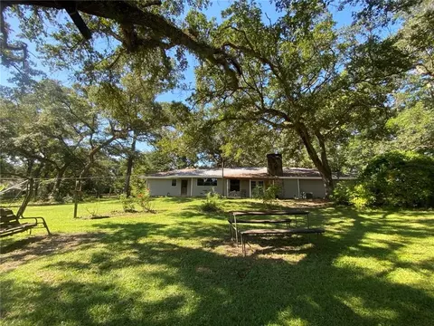 Exterior - 20213 Narrow Rd, Covington, LA 70435 photo 7 of 8