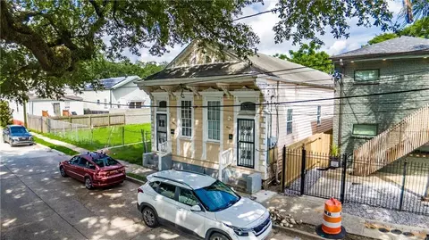 2117 19 Danneel St, New Orleans, LA 70113