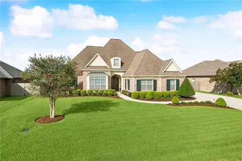 750 Spring Thyme Dr, Belle Chasse, LA 70037