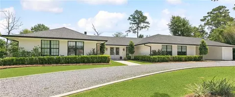 210 Tchefuncte Dr, Covington, LA 70433 photo 1