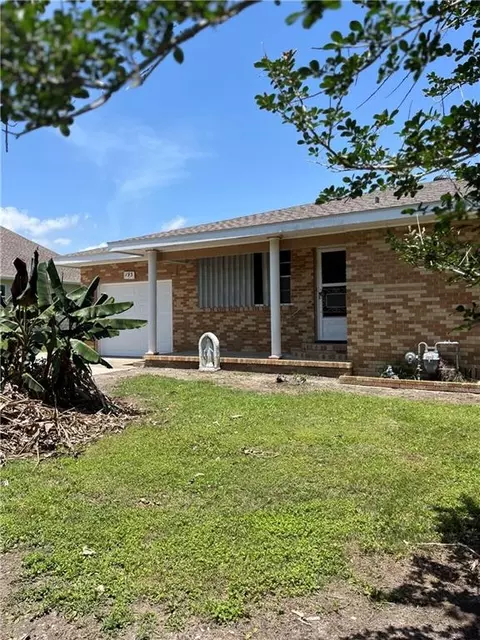 193 Mitchell Ln, Des Allemands, LA 70030