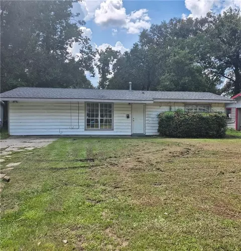 213 N Scanlan St, Hammond, LA 70401