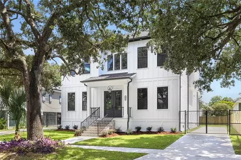 1436 Burbank Dr, New Orleans, LA 70122