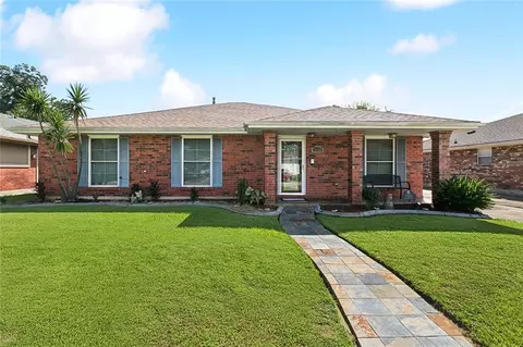 7331 Fieldston Rd, New Orleans, LA 70126