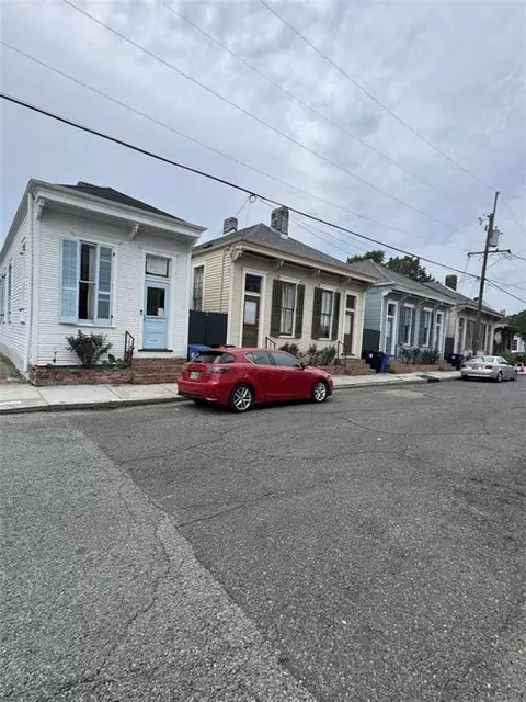 2600-2612 Constance St, New Orleans, LA 70130