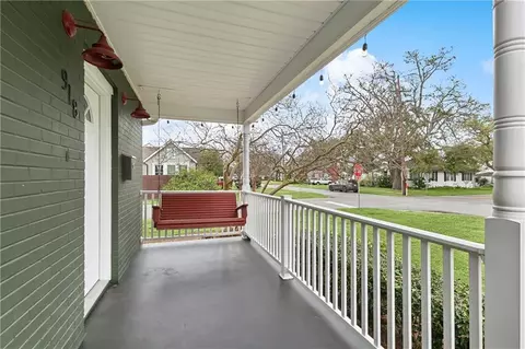 918 Ridgelake Dr, Metairie, LA 70001