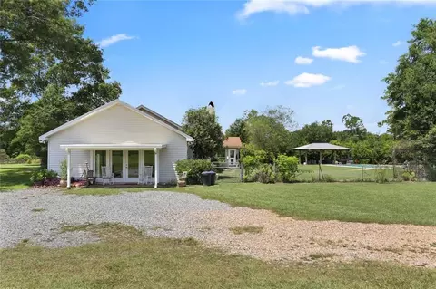 Exterior - 81439 Jim Sharp Rd, Covington, LA 70435 photo 11 of 13
