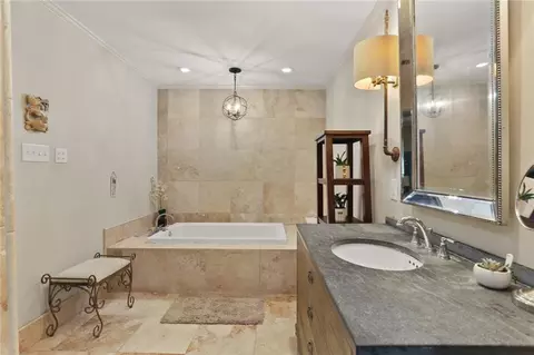 Bath - 81439 Jim Sharp Rd, Covington, LA 70435 photo 3 of 6