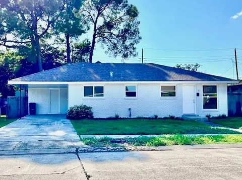 564 Deerfield Rd, Terrytown, LA 70056