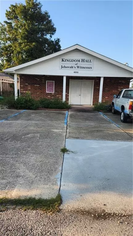 4211 Downs St, Metairie, LA 70001